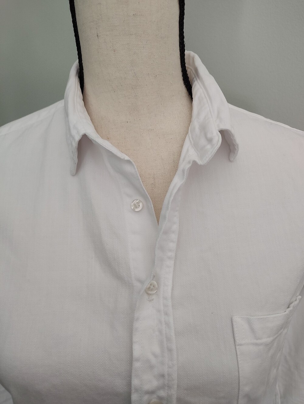 Frank & Eileen BARRY Distressed Button-Up Shirt White ALTERED - Picture 4 of 14